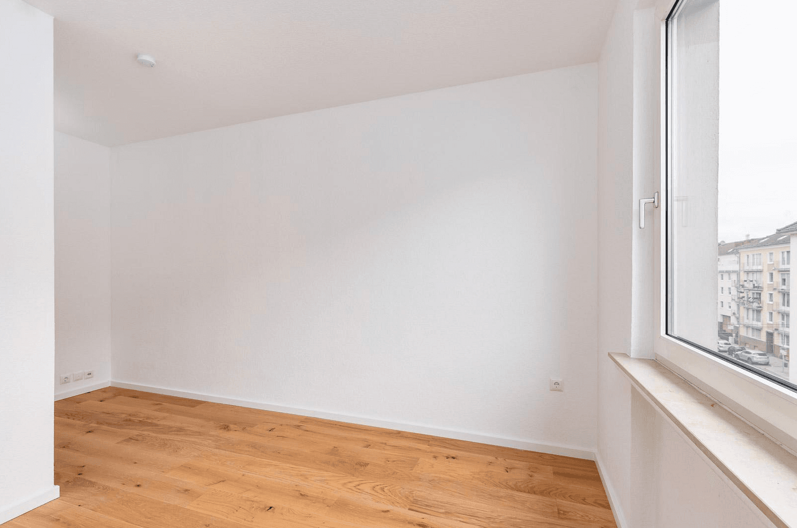 Prodej bytu 2+1 55 m², Düsseldorf, Severní Porýní-Vestfálsko Prodej bytu 2+1 55 m², Düsseldorf, Severní Porýní-Vestfálsko