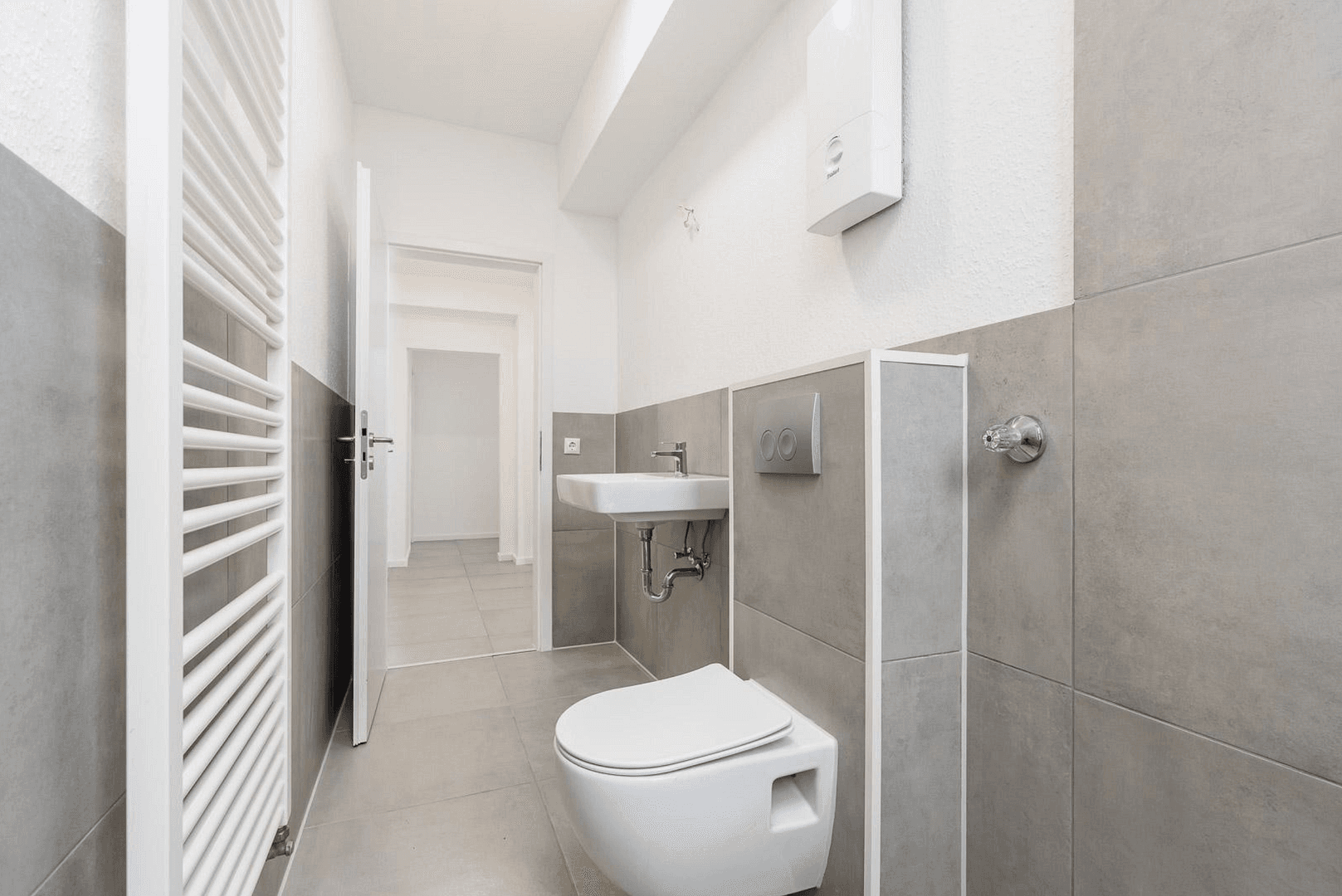 Prodej bytu 2+1 55 m², Düsseldorf, Severní Porýní-Vestfálsko Prodej bytu 2+1 55 m², Düsseldorf, Severní Porýní-Vestfálsko