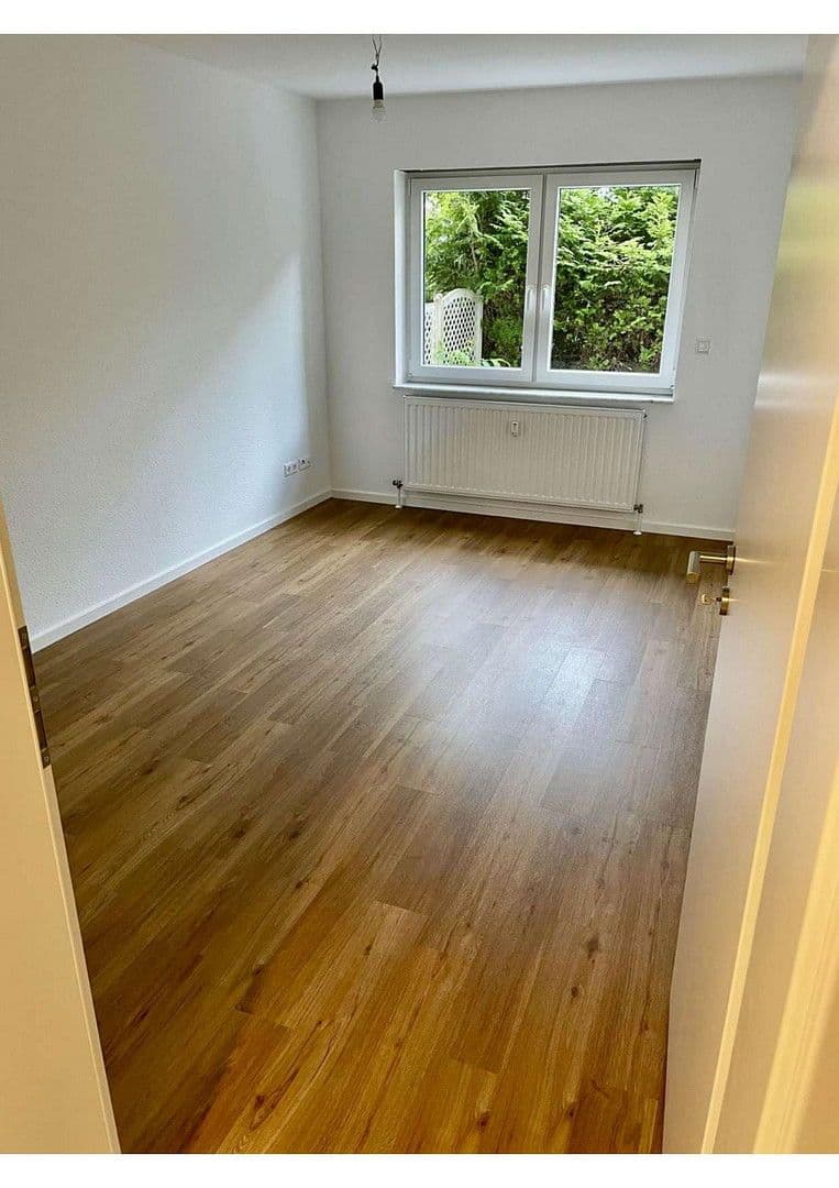 Prodej bytu 2+1 62 m², Stuttgarter Straße 26, Leonberg, Bádensko-Württembersko Prodej bytu 2+1 62 m², Stuttgarter Straße 26, Leonberg, Bádensko-Württembersko