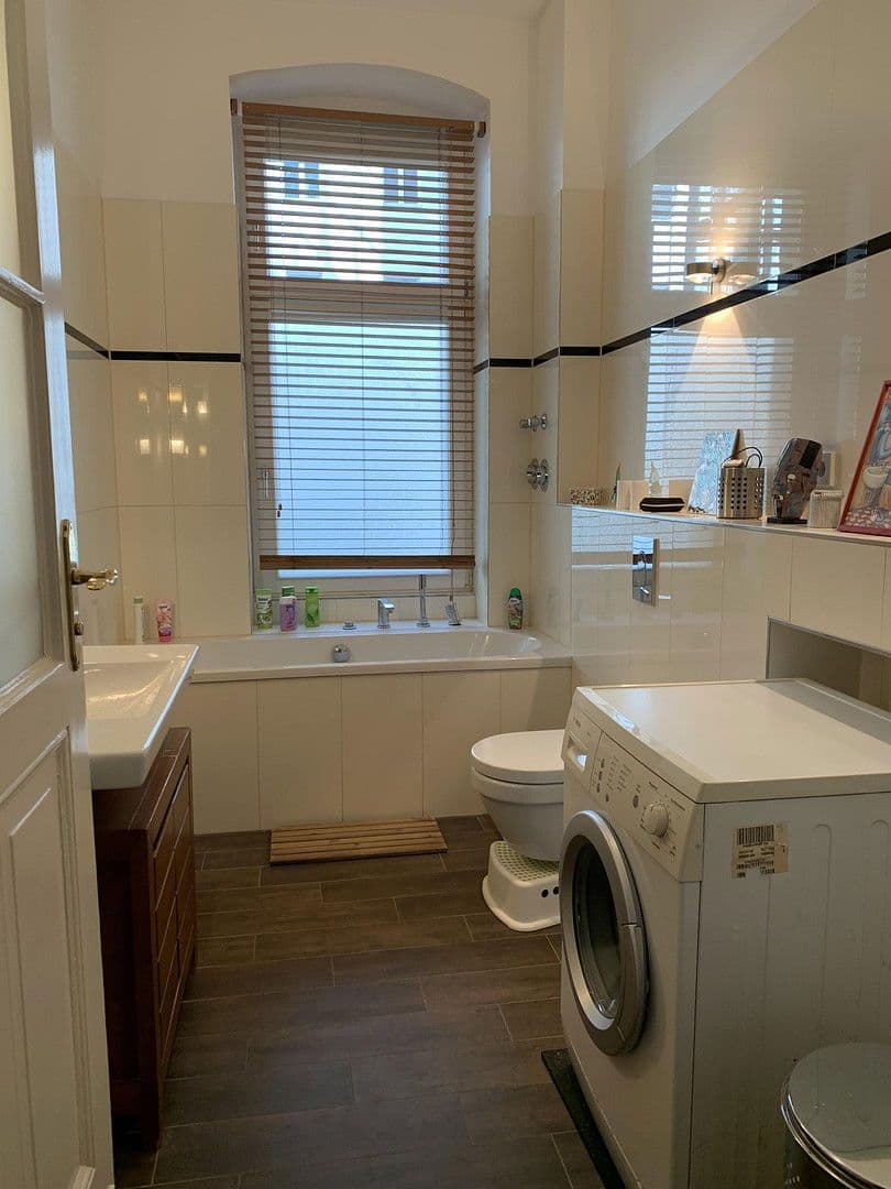 Prodej bytu 5+1 148 m², Berlin, Berlín Prodej bytu 5+1 148 m², Berlin, Berlín