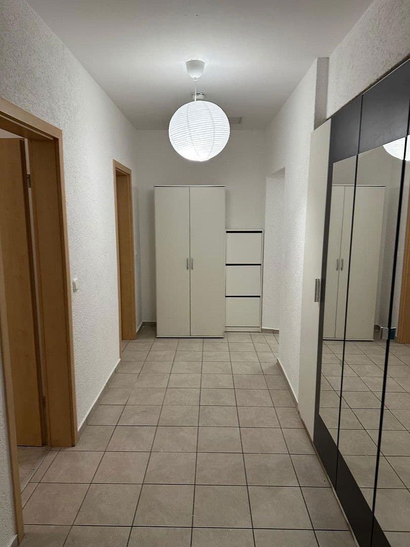 Pronájem bytu 3+1 85 m², Klappergasse 4, Rosbach v. d. Höhe, Hessen Pronájem bytu 3+1 85 m², Klappergasse 4, Rosbach v. d. Höhe, Hessen