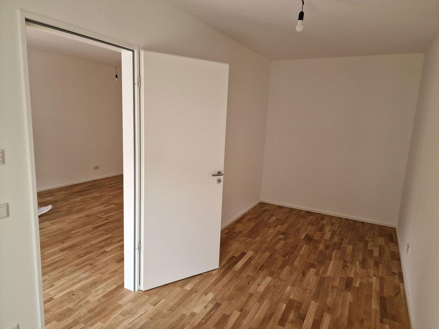 Pronájem bytu 2+1 73 m², Reeseallee 27, Augsburg, Bavorsko Pronájem bytu 2+1 73 m², Reeseallee 27, Augsburg, Bavorsko