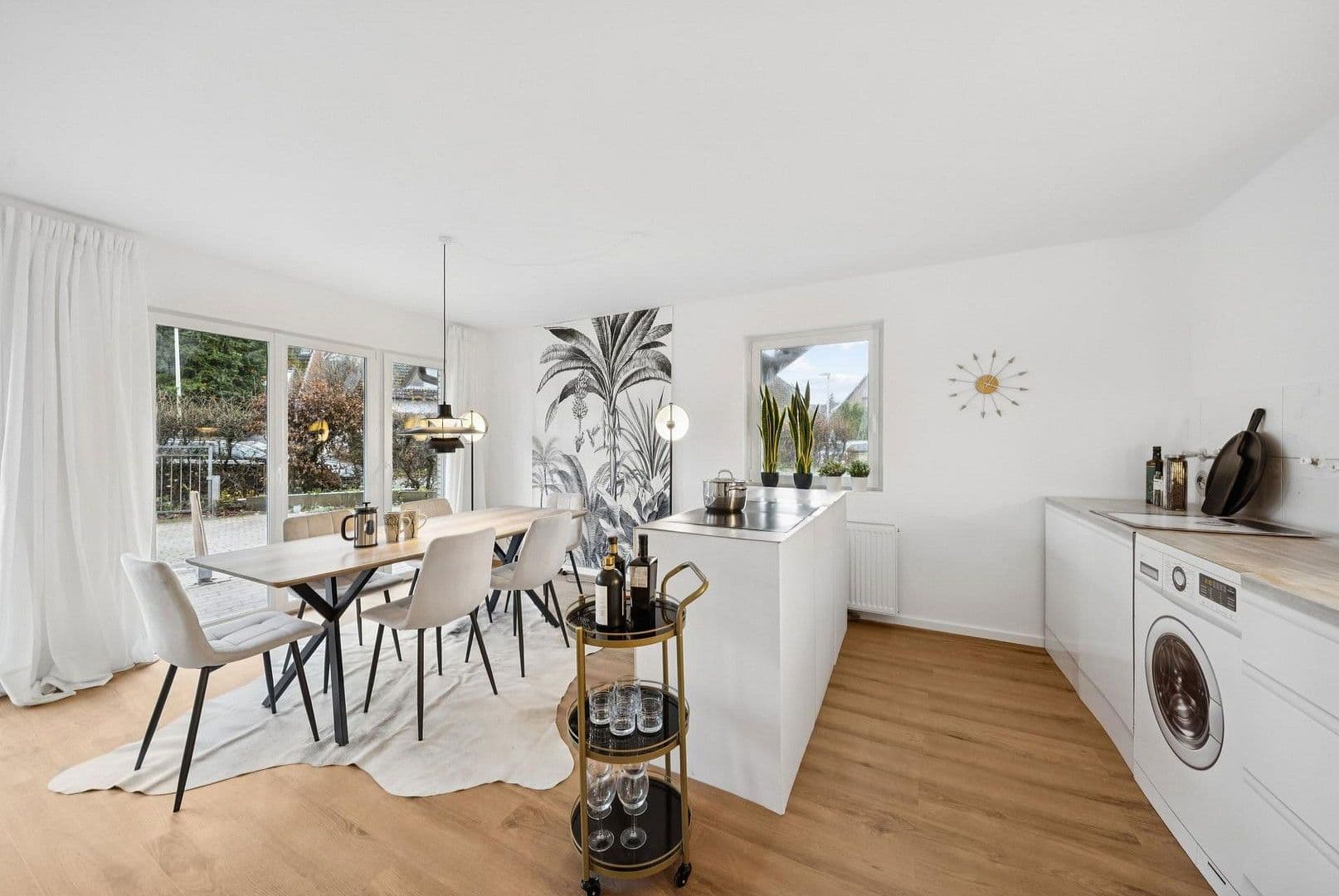 Prodej domu 204 m², pozemek 375 m², Pinneberg, Šlesvicko-Holštýnsko Prodej domu 204 m², pozemek 375 m², Pinneberg, Šlesvicko-Holštýnsko