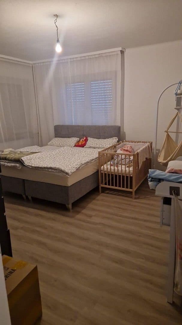 Pronájem domu 135 m², pozemek 603 m², Geheimrat-Schott-Straße 32, Leimen, Bádensko-Württembersko Pronájem domu 135 m², pozemek 603 m², Geheimrat-Schott-Straße 32, Leimen, Bádensko-Württembersko