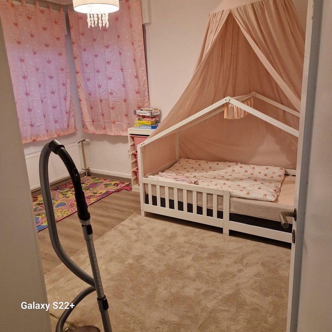 Pronájem domu 135 m², pozemek 603 m², Geheimrat-Schott-Straße 32, Leimen, Bádensko-Württembersko Pronájem domu 135 m², pozemek 603 m², Geheimrat-Schott-Straße 32, Leimen, Bádensko-Württembersko