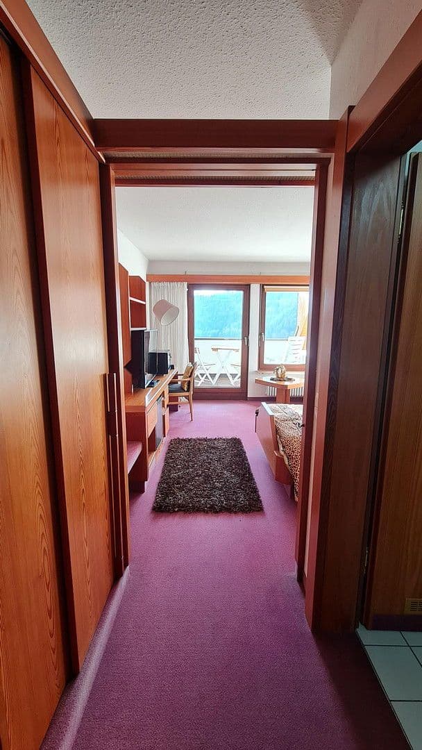 Pronájem bytu 1+1 30 m², Hölderlinstraße 1, Bad Liebenzell, Bádensko-Württembersko Pronájem bytu 1+1 30 m², Hölderlinstraße 1, Bad Liebenzell, Bádensko-Württembersko