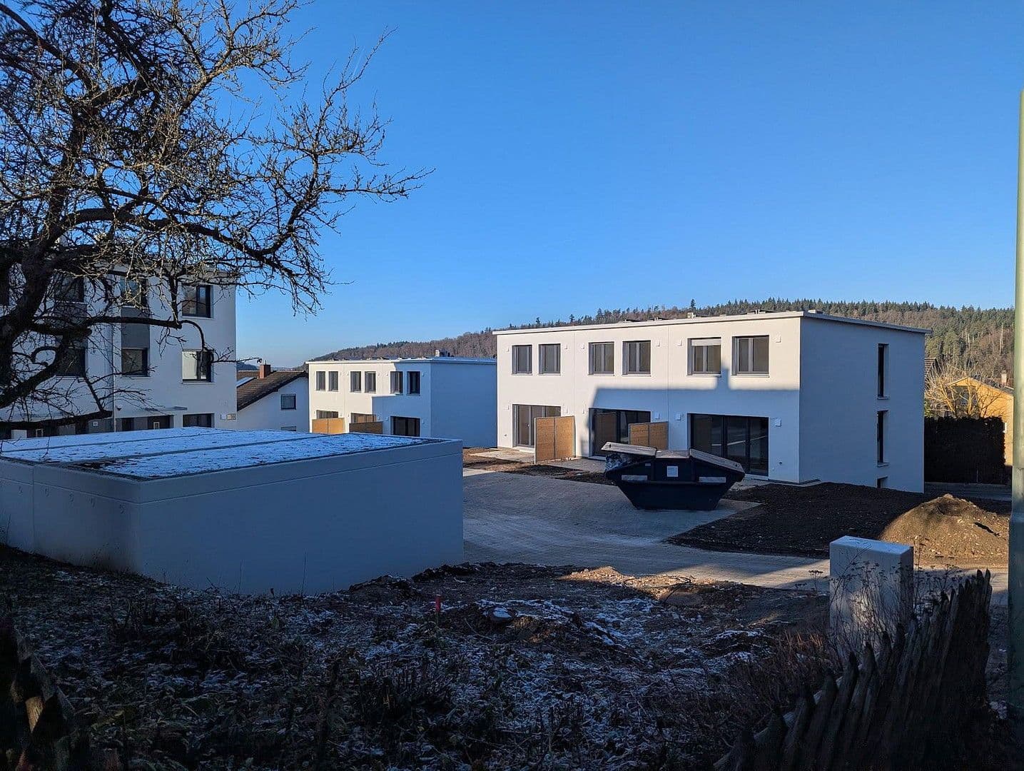 Pronájem bytu 4+1 105 m², Hölderlinstraße 26d, Pforzheim, Bádensko-Württembersko Pronájem bytu 4+1 105 m², Hölderlinstraße 26d, Pforzheim, Bádensko-Württembersko