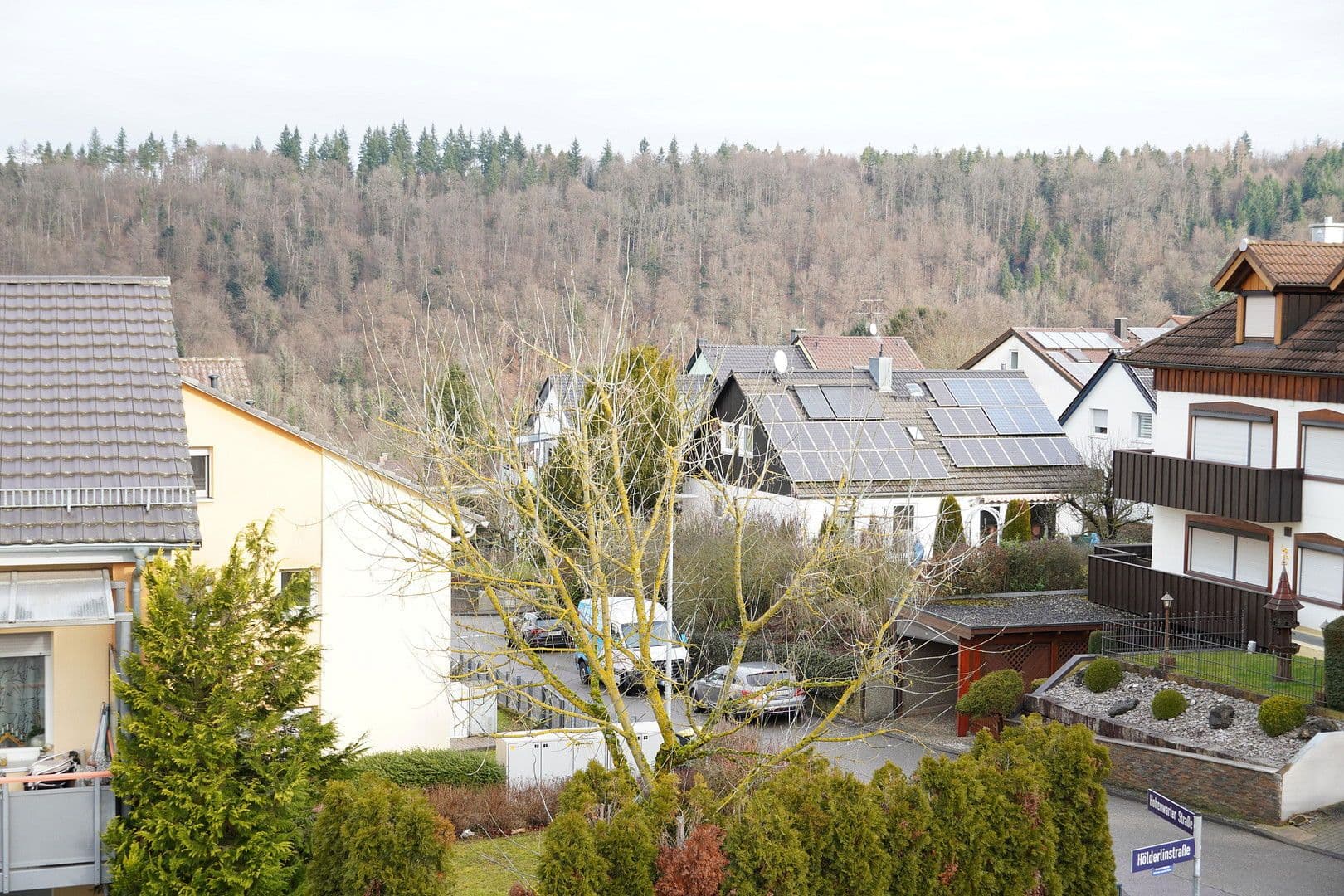 Pronájem bytu 4+1 105 m², Hölderlinstraße 26d, Pforzheim, Bádensko-Württembersko Pronájem bytu 4+1 105 m², Hölderlinstraße 26d, Pforzheim, Bádensko-Württembersko