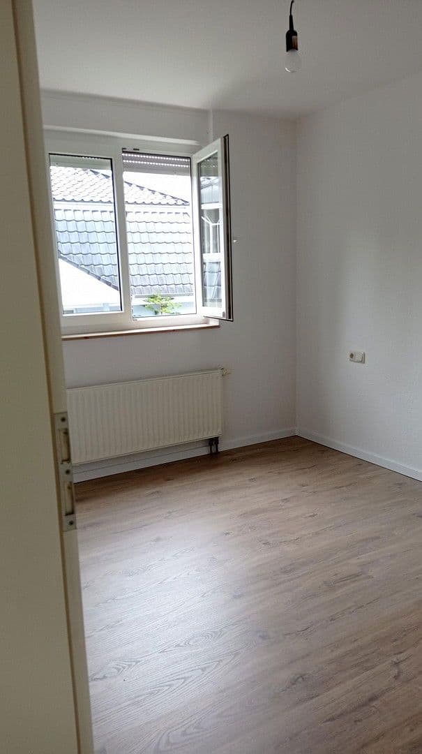Pronájem bytu 2+1 66 m², Leipzig, Sasko Pronájem bytu 2+1 66 m², Leipzig, Sasko