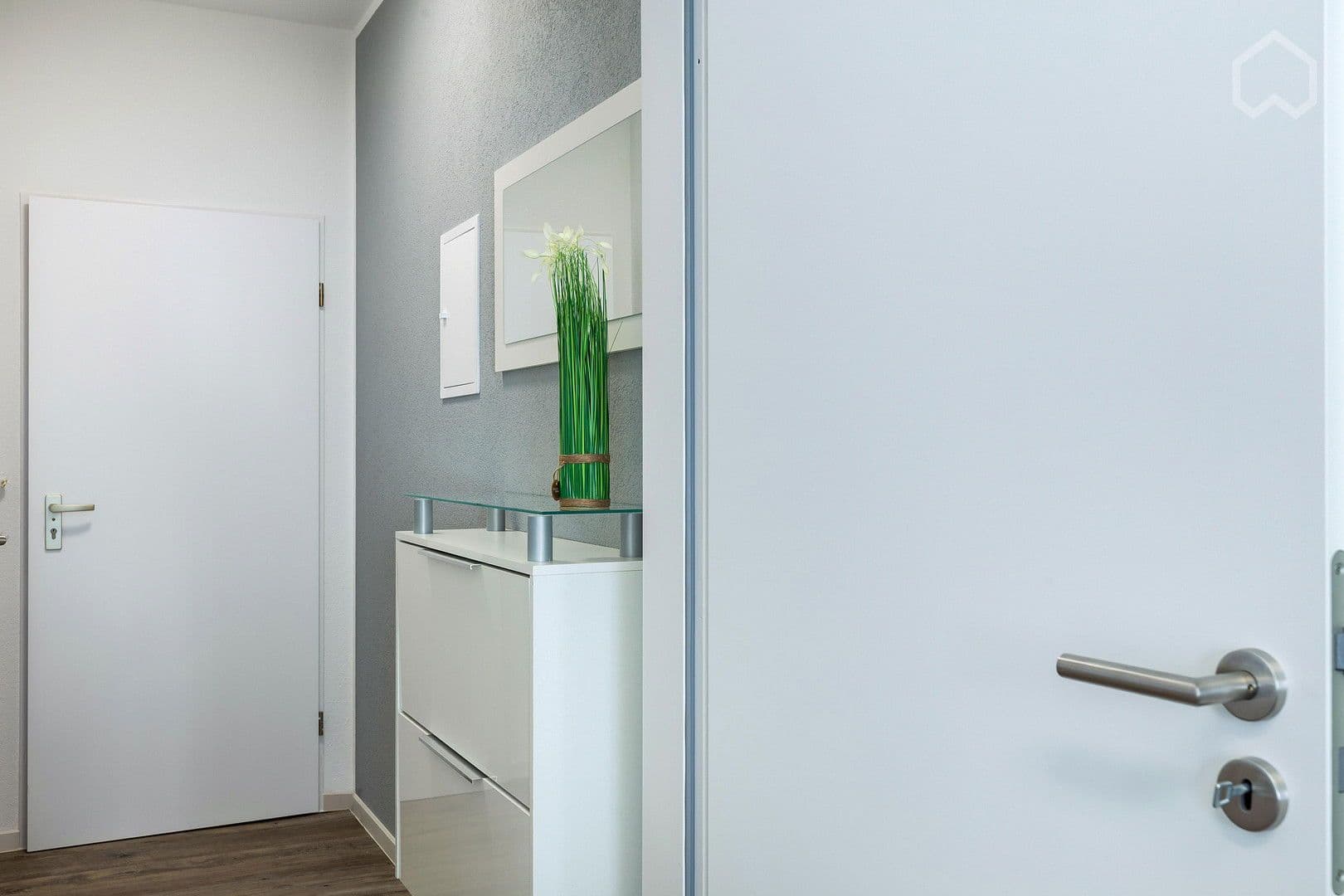 Pronájem bytu 1+1 16 m², Kronenstr. 16, Meersburg, Bádensko-Württembersko Pronájem bytu 1+1 16 m², Kronenstr. 16, Meersburg, Bádensko-Württembersko