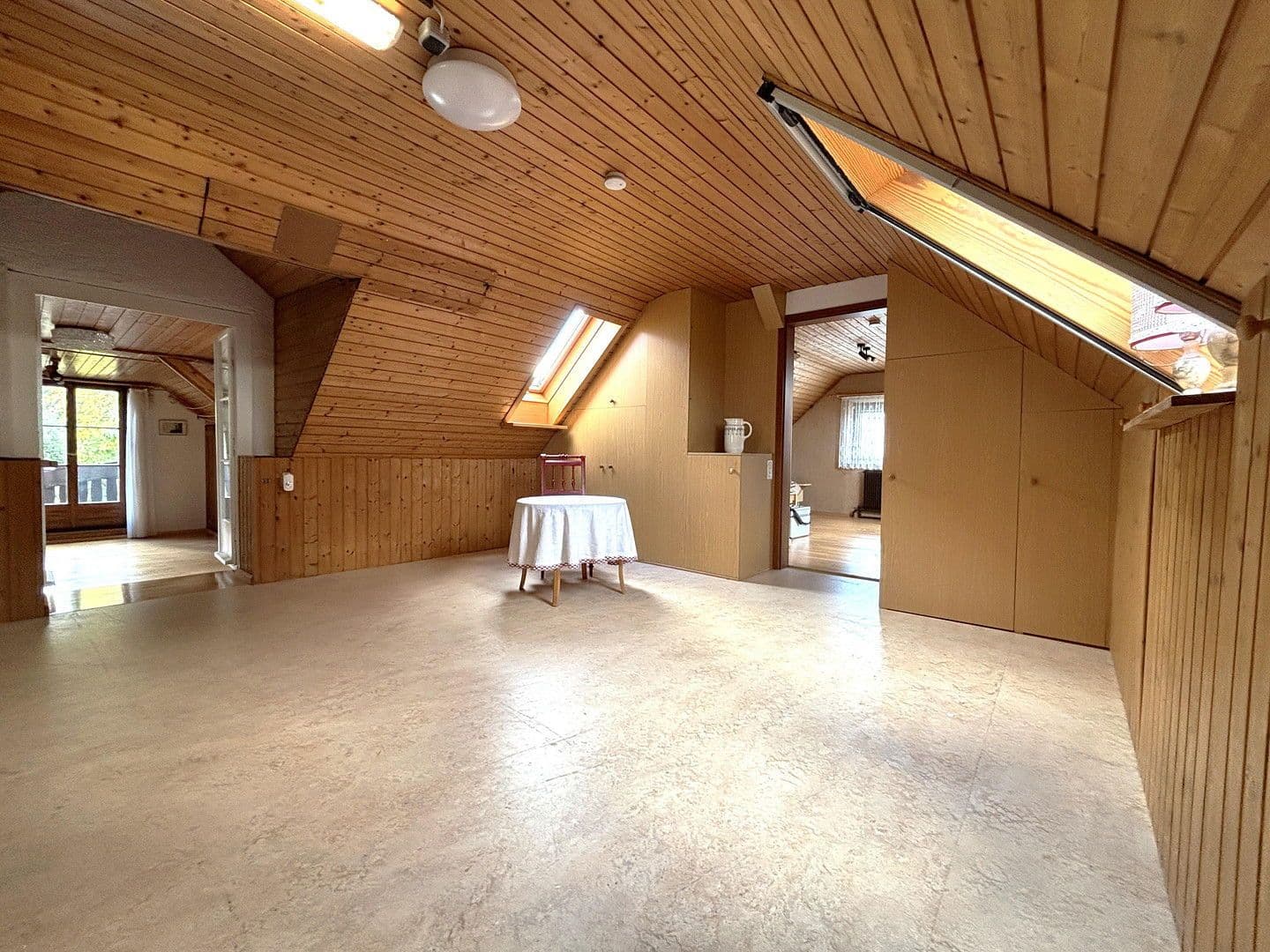 Prodej domu 197 m², pozemek 705 m², Böblingen, Bádensko-Württembersko Prodej domu 197 m², pozemek 705 m², Böblingen, Bádensko-Württembersko