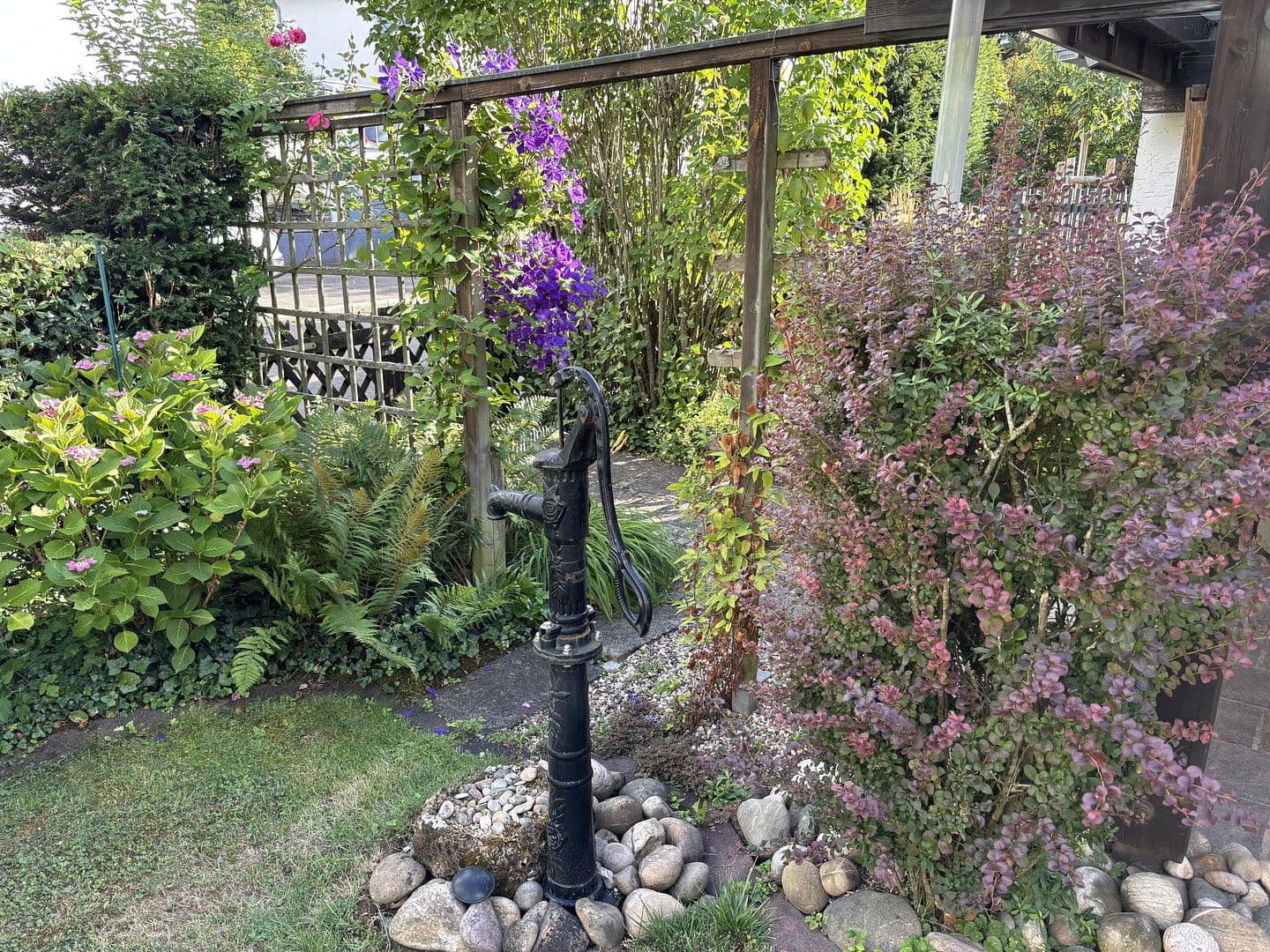 Prodej domu 197 m², pozemek 705 m², Böblingen, Bádensko-Württembersko Prodej domu 197 m², pozemek 705 m², Böblingen, Bádensko-Württembersko