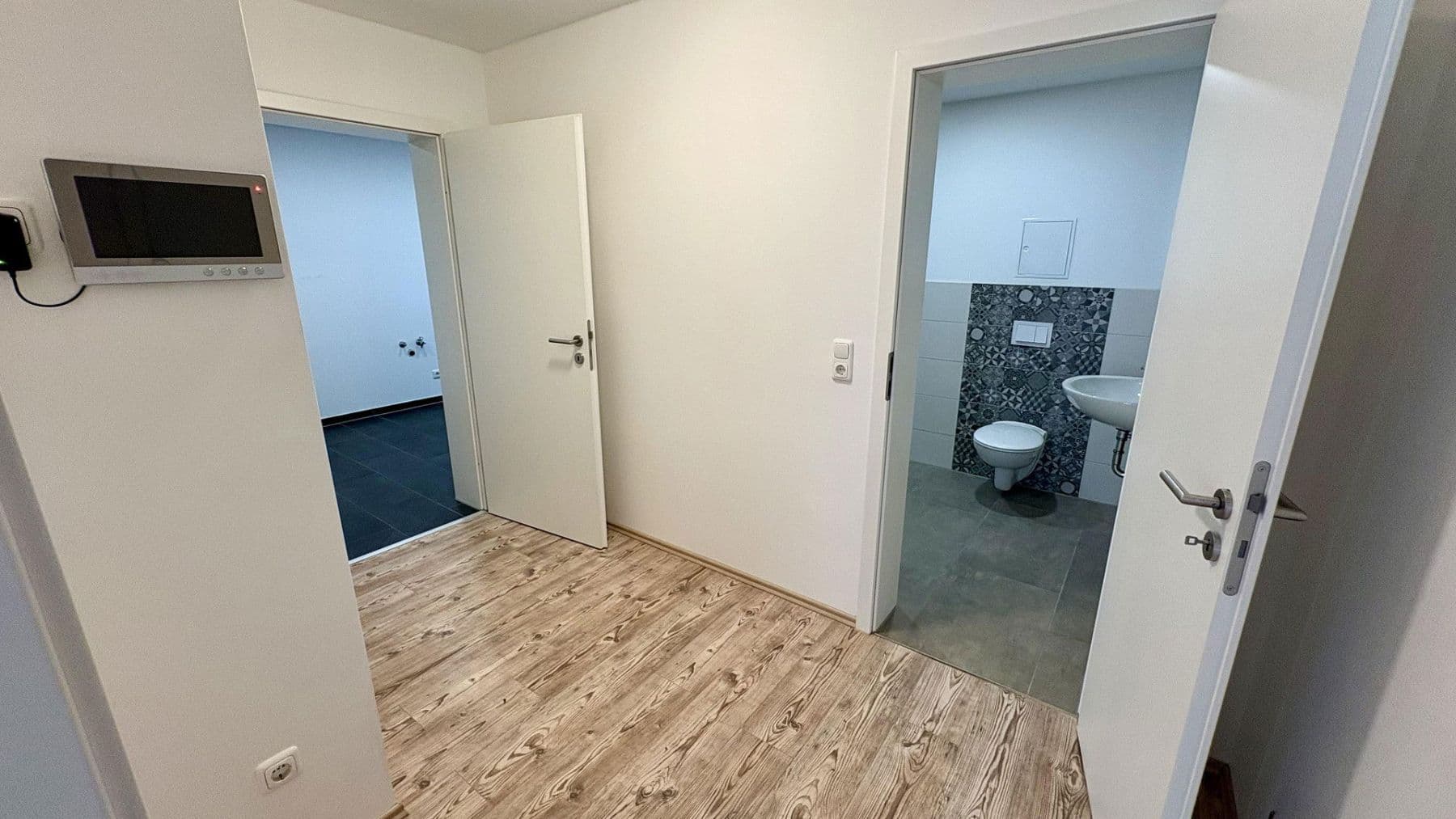 Pronájem bytu 2+1 53 m², Gartenstraße 4, Pößneck, Durynsko Pronájem bytu 2+1 53 m², Gartenstraße 4, Pößneck, Durynsko