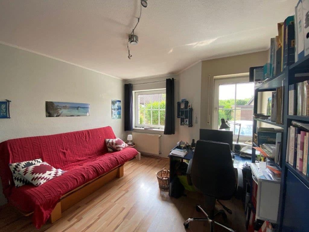 Prodej domu 158 m², pozemek 535 m², Bielefeld, Severní Porýní-Vestfálsko Prodej domu 158 m², pozemek 535 m², Bielefeld, Severní Porýní-Vestfálsko