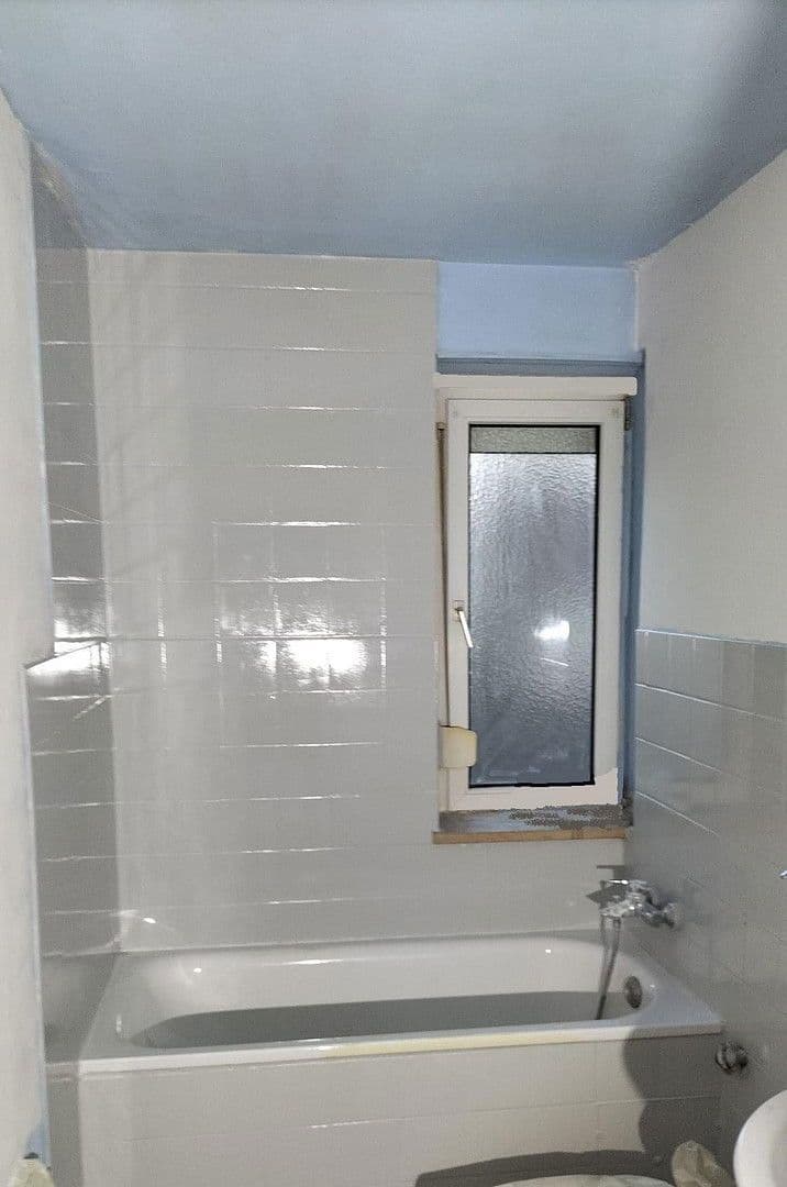 Pronájem bytu 2+1 49 m², Ulrichstr. 8, Vöhringen, Bavorsko Pronájem bytu 2+1 49 m², Ulrichstr. 8, Vöhringen, Bavorsko