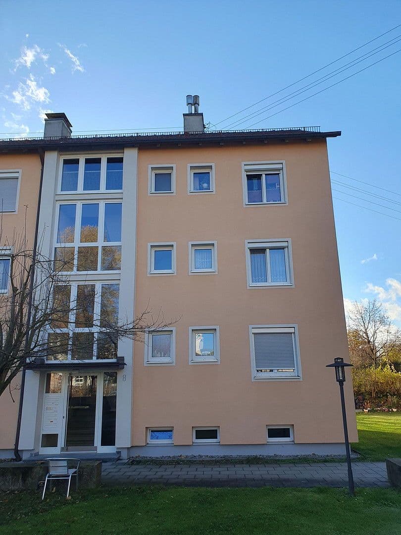 Pronájem bytu 2+1 49 m², Ulrichstr. 8, Vöhringen, Bavorsko Pronájem bytu 2+1 49 m², Ulrichstr. 8, Vöhringen, Bavorsko