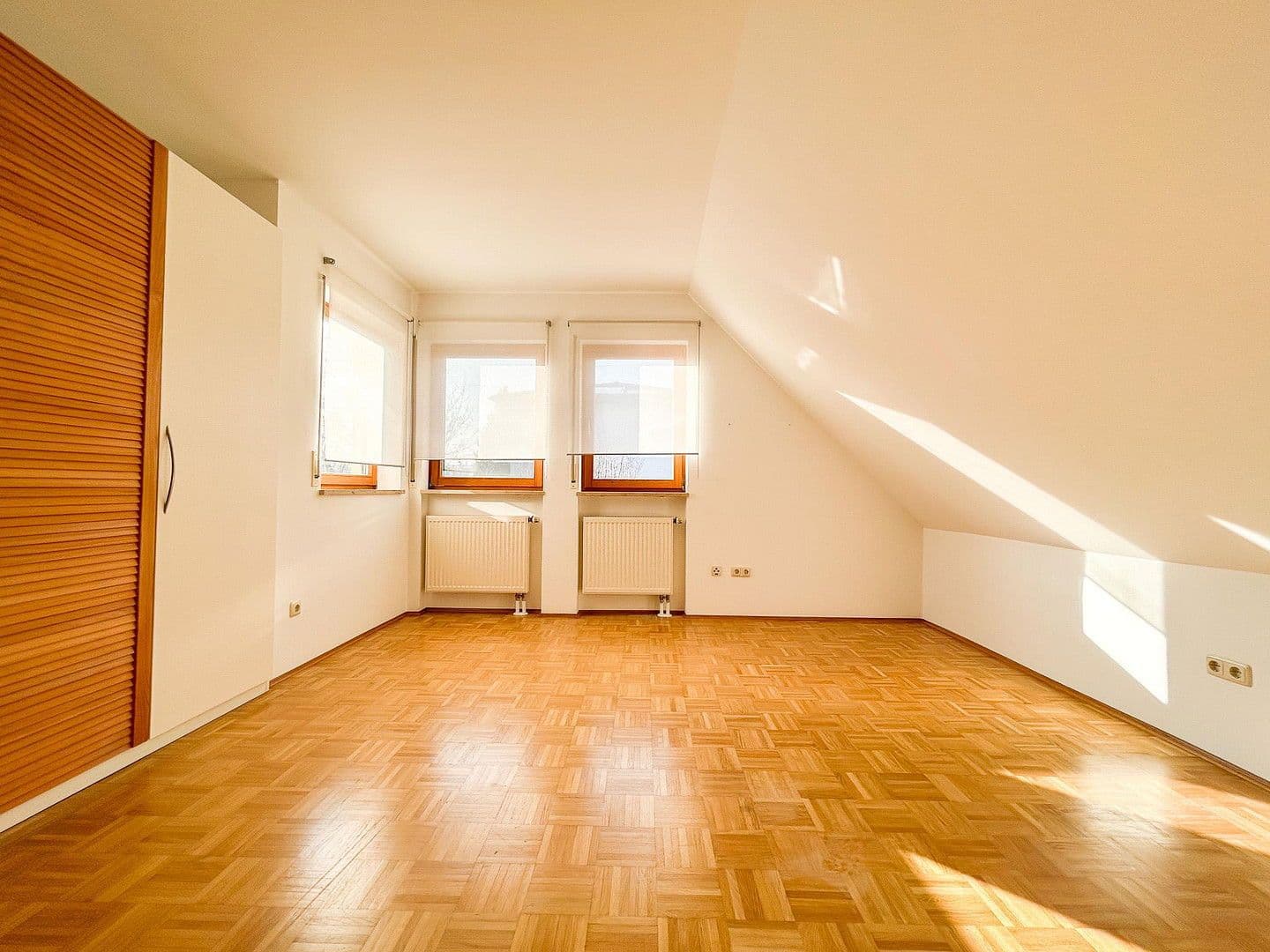 Prodej domu 218 m², pozemek 815 m², Fürth, Bavorsko Prodej domu 218 m², pozemek 815 m², Fürth, Bavorsko