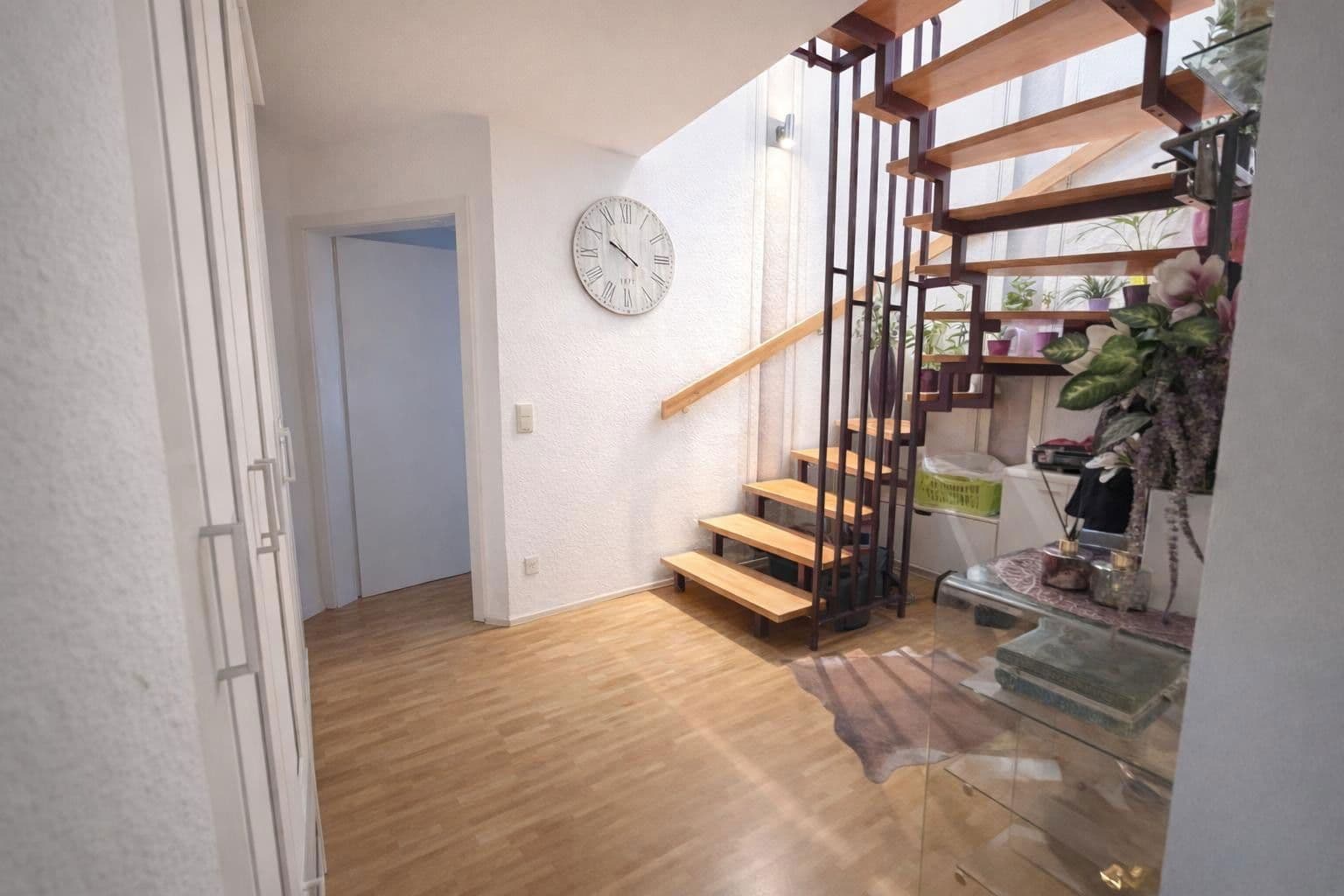 Pronájem bytu 4+kk 95 m², Beim Schloßhof 10, Remseck am Neckar, Bádensko-Württembersko Pronájem bytu 4+kk 95 m², Beim Schloßhof 10, Remseck am Neckar, Bádensko-Württembersko