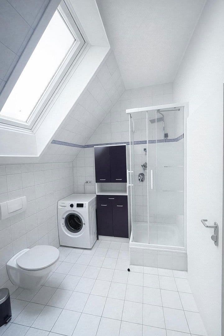 Pronájem bytu 4+kk 95 m², Beim Schloßhof 10, Remseck am Neckar, Bádensko-Württembersko Pronájem bytu 4+kk 95 m², Beim Schloßhof 10, Remseck am Neckar, Bádensko-Württembersko