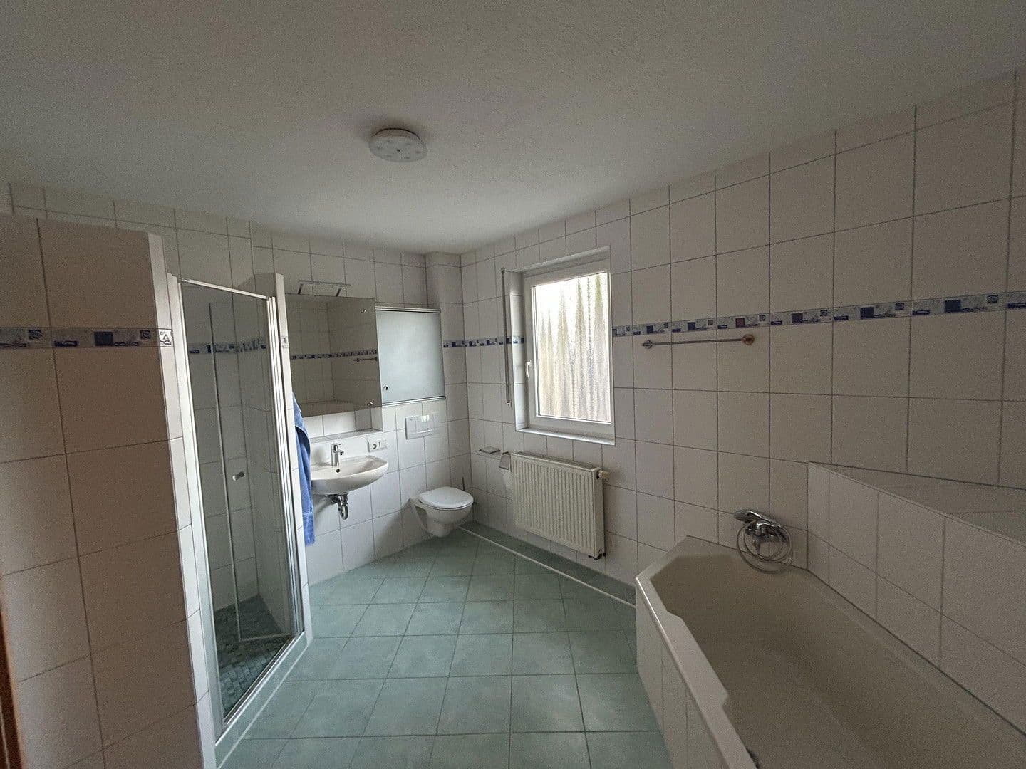 Prodej domu 118 m², pozemek 277 m², Mühlhausen, Bádensko-Württembersko Prodej domu 118 m², pozemek 277 m², Mühlhausen, Bádensko-Württembersko