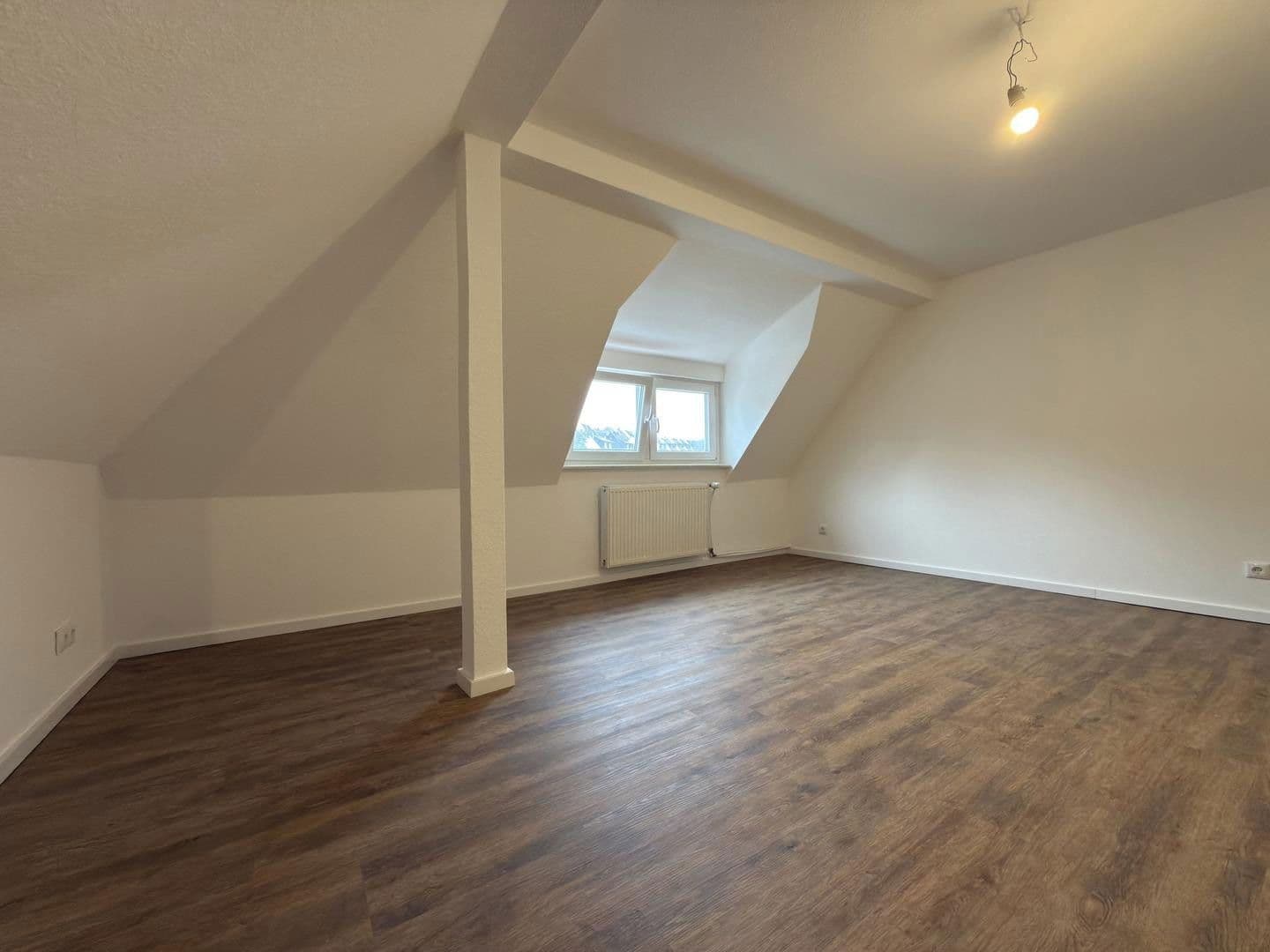 Pronájem bytu 2+1 57 m², Wetzlar, Hessen Pronájem bytu 2+1 57 m², Wetzlar, Hessen