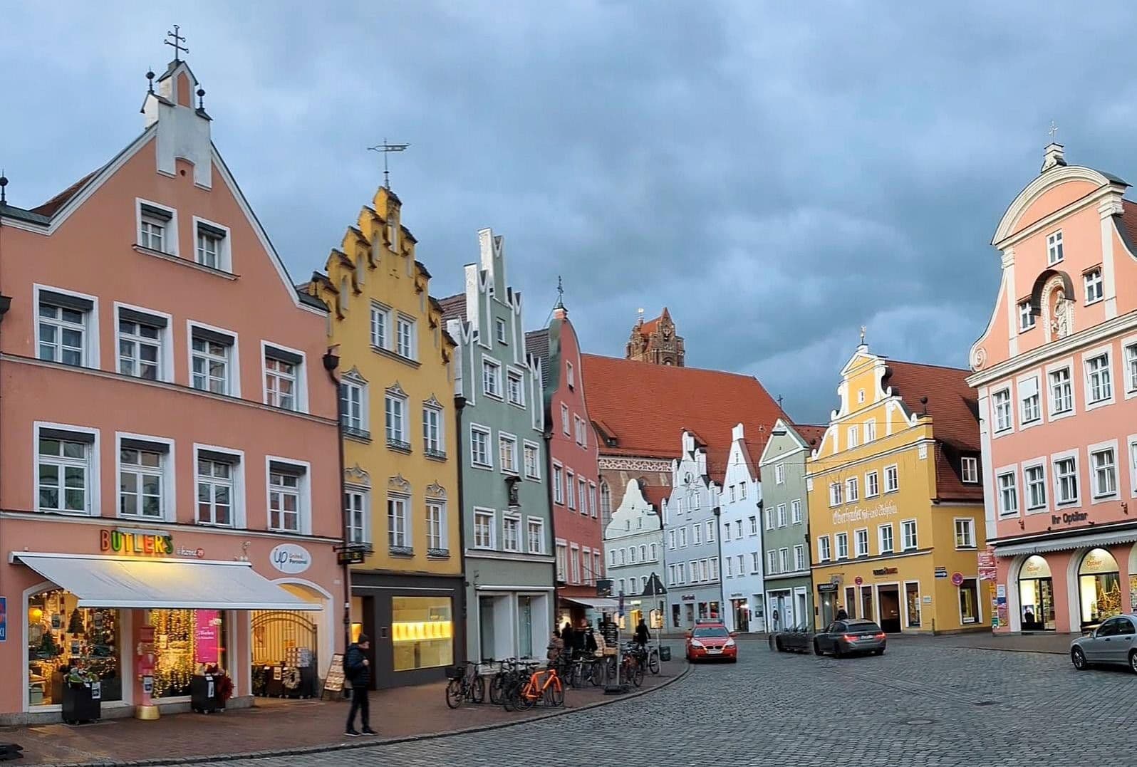 Prodej domu 282 m², pozemek 150 m², Altstadt 108, Landshut, Bavorsko Prodej domu 282 m², pozemek 150 m², Altstadt 108, Landshut, Bavorsko