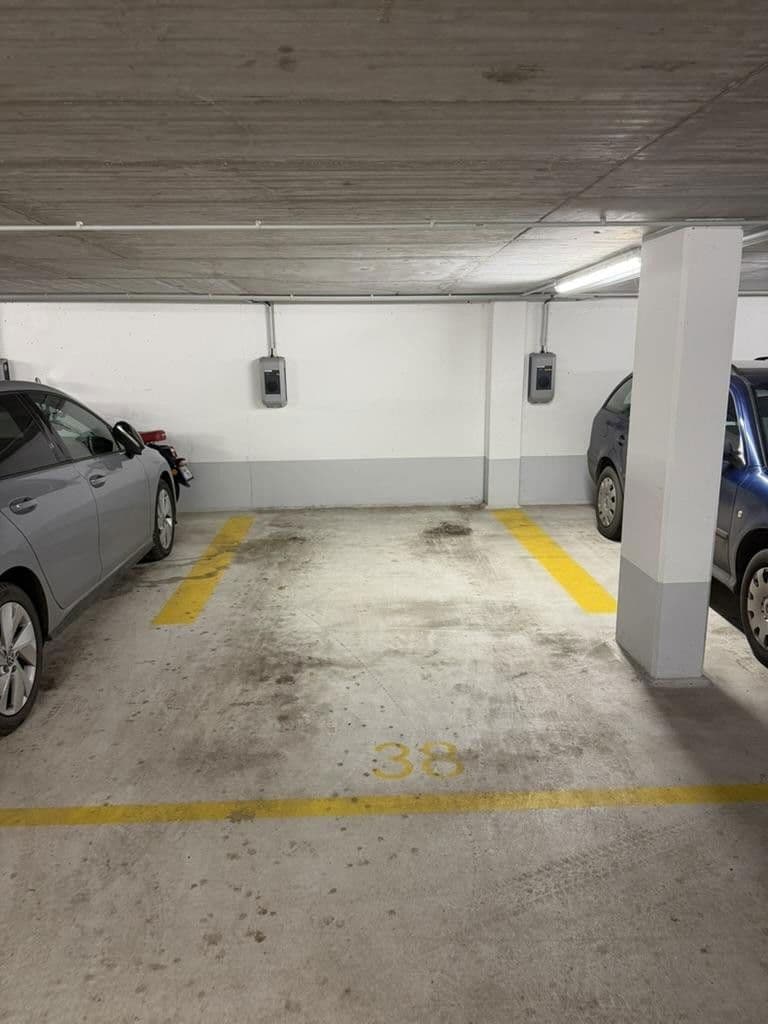 Prodej bytu 3+1 110 m², Harzer Straße 109, Berlin, Berlín Prodej bytu 3+1 110 m², Harzer Straße 109, Berlin, Berlín