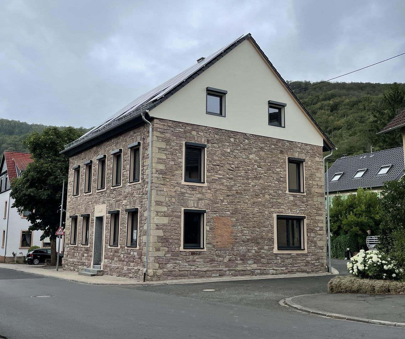 Prodej domu 294 m², pozemek 343 m², Heimweiler, Porýní-Falc Prodej domu 294 m², pozemek 343 m², Heimweiler, Porýní-Falc