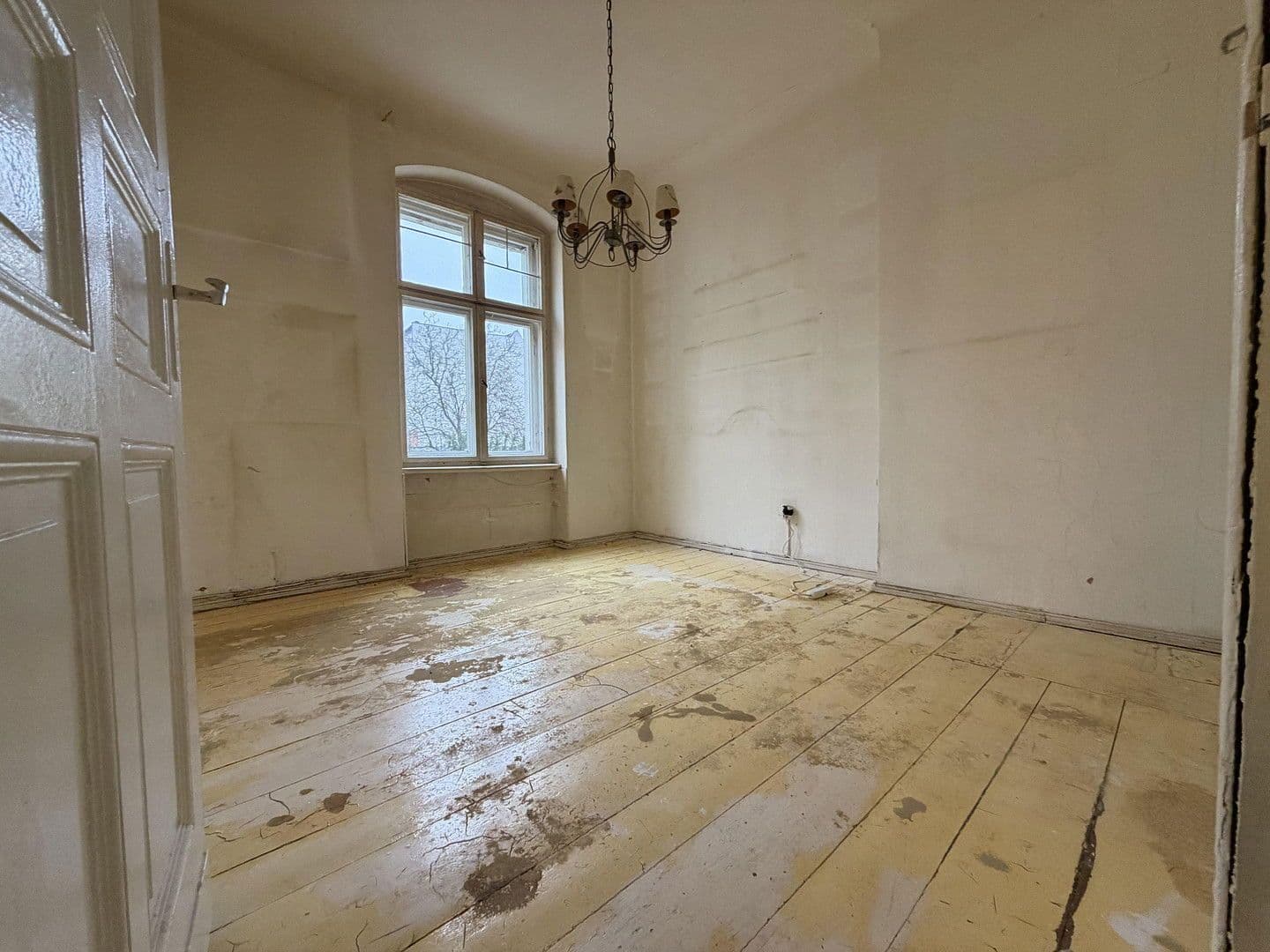 Prodej bytu 4+1 108 m², Eschenstraße, 2, Berlin, Berlín Prodej bytu 4+1 108 m², Eschenstraße, 2, Berlin, Berlín