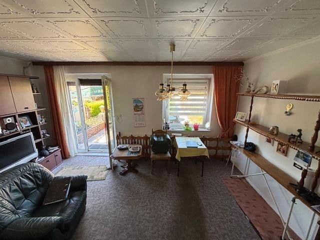 Prodej domu 86 m², pozemek 475 m², Wilhelm-Busch-Straße 36, Riesa, Sasko Prodej domu 86 m², pozemek 475 m², Wilhelm-Busch-Straße 36, Riesa, Sasko