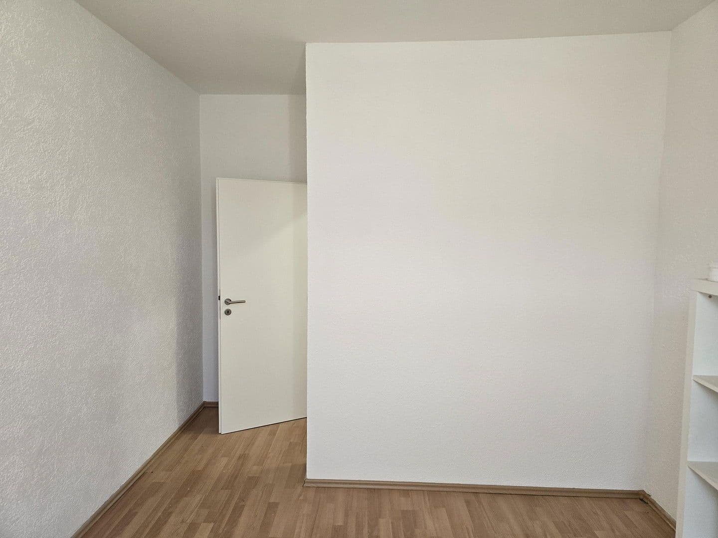 Pronájem bytu 4+1 75 m², Wiescherstraße 9, Wuppertal, Severní Porýní-Vestfálsko Pronájem bytu 4+1 75 m², Wiescherstraße 9, Wuppertal, Severní Porýní-Vestfálsko