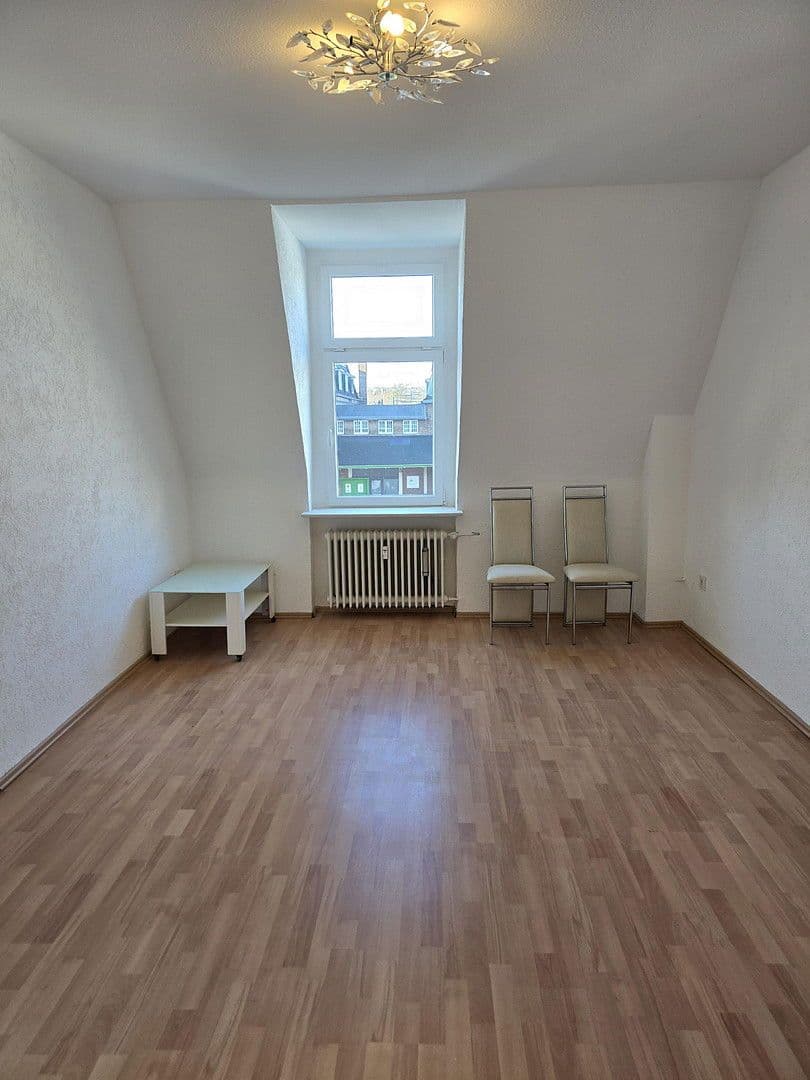 Pronájem bytu 4+1 75 m², Wiescherstraße 9, Wuppertal, Severní Porýní-Vestfálsko Pronájem bytu 4+1 75 m², Wiescherstraße 9, Wuppertal, Severní Porýní-Vestfálsko