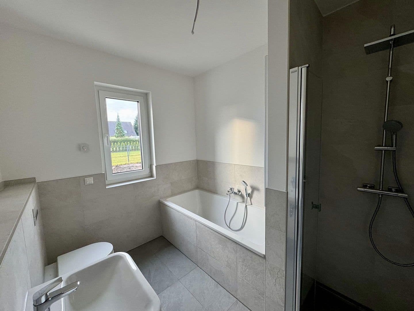 Pronájem bytu 3+1 91 m², Am Lupinenfeld 33, Berlin, Berlín Pronájem bytu 3+1 91 m², Am Lupinenfeld 33, Berlin, Berlín