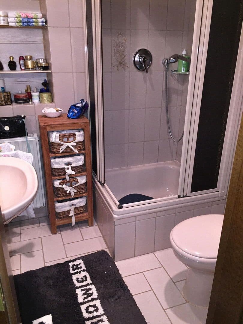 Pronájem bytu 2+kk 74 m², Krefeld, Severní Porýní-Vestfálsko Pronájem bytu 2+kk 74 m², Krefeld, Severní Porýní-Vestfálsko