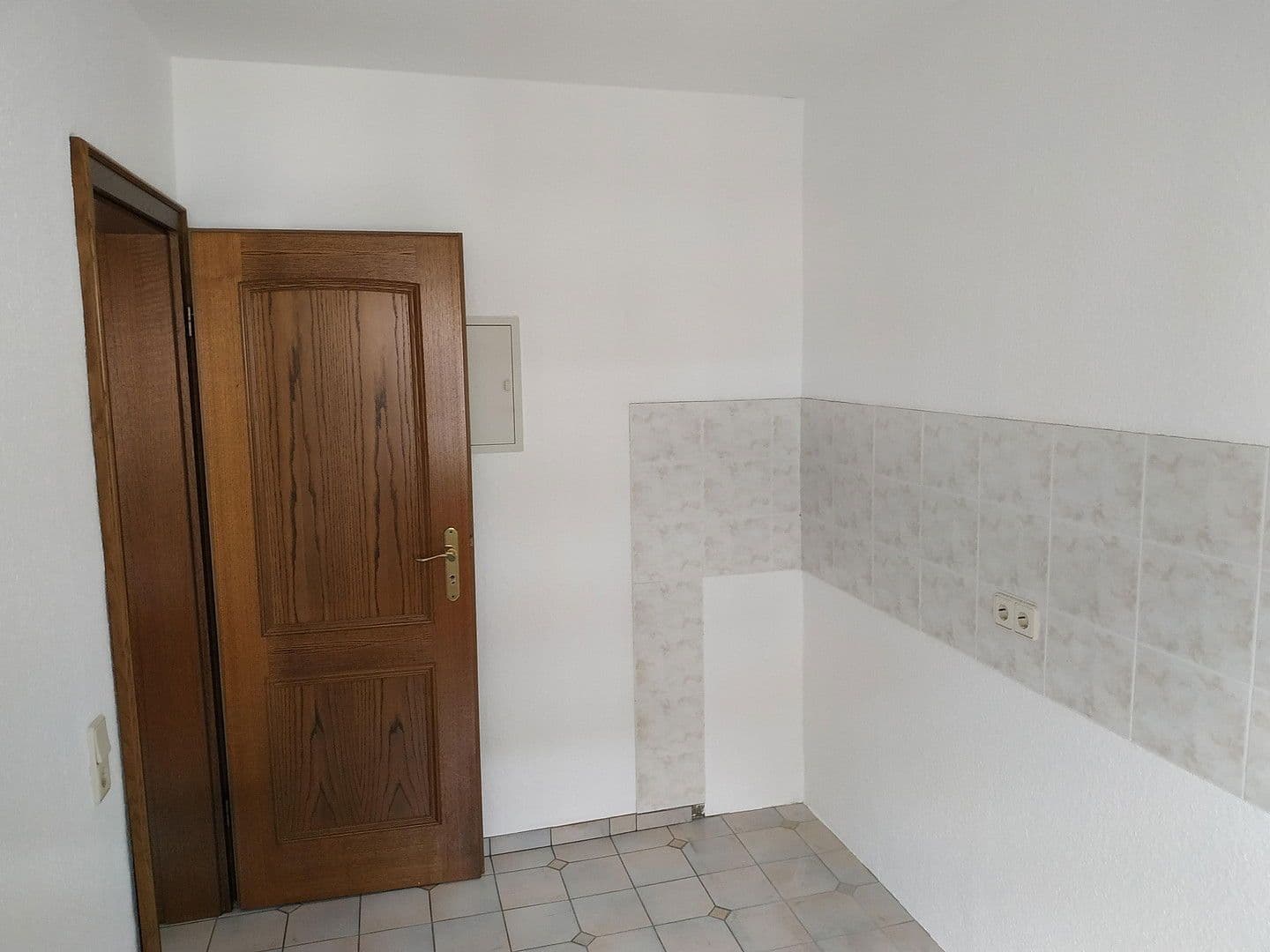 Pronájem bytu 2+kk 74 m², Krefeld, Severní Porýní-Vestfálsko Pronájem bytu 2+kk 74 m², Krefeld, Severní Porýní-Vestfálsko