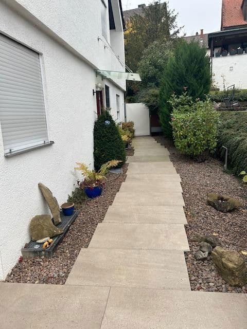 Prodej domu 126 m², pozemek 300 m², Heilbronn, Bádensko-Württembersko Prodej domu 126 m², pozemek 300 m², Heilbronn, Bádensko-Württembersko