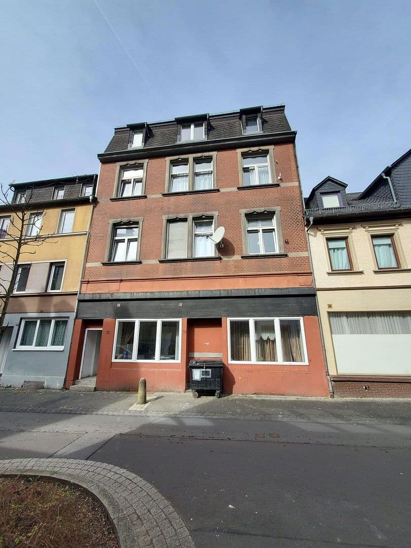 Prodej domu 539 m², pozemek 222 m², Wasenstraße, Idar-Oberstein, Porýní-Falc Prodej domu 539 m², pozemek 222 m², Wasenstraße, Idar-Oberstein, Porýní-Falc