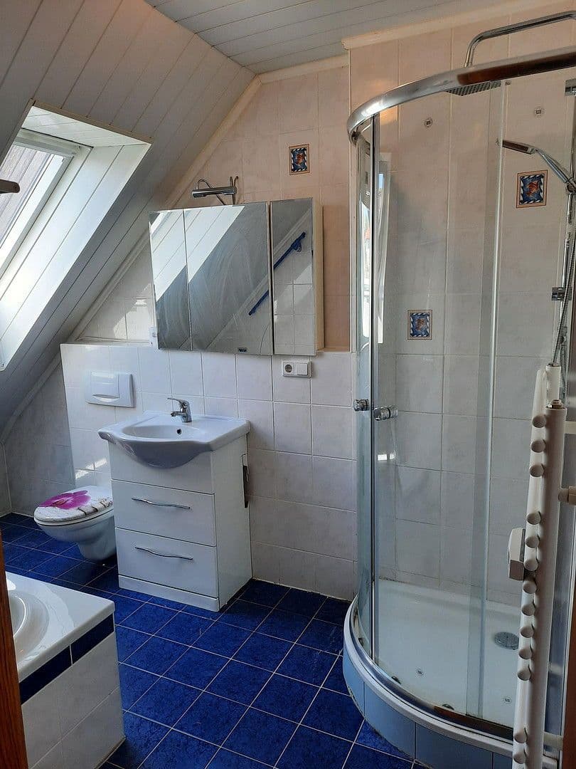 Pronájem domu 124 m², pozemek 320 m², Wilhermsdorf, Bavorsko Pronájem domu 124 m², pozemek 320 m², Wilhermsdorf, Bavorsko