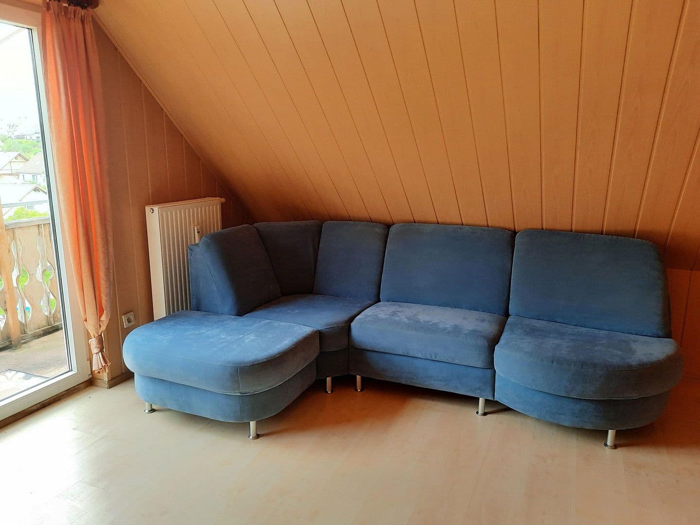 Pronájem domu 124 m², pozemek 320 m², Wilhermsdorf, Bavorsko Pronájem domu 124 m², pozemek 320 m², Wilhermsdorf, Bavorsko