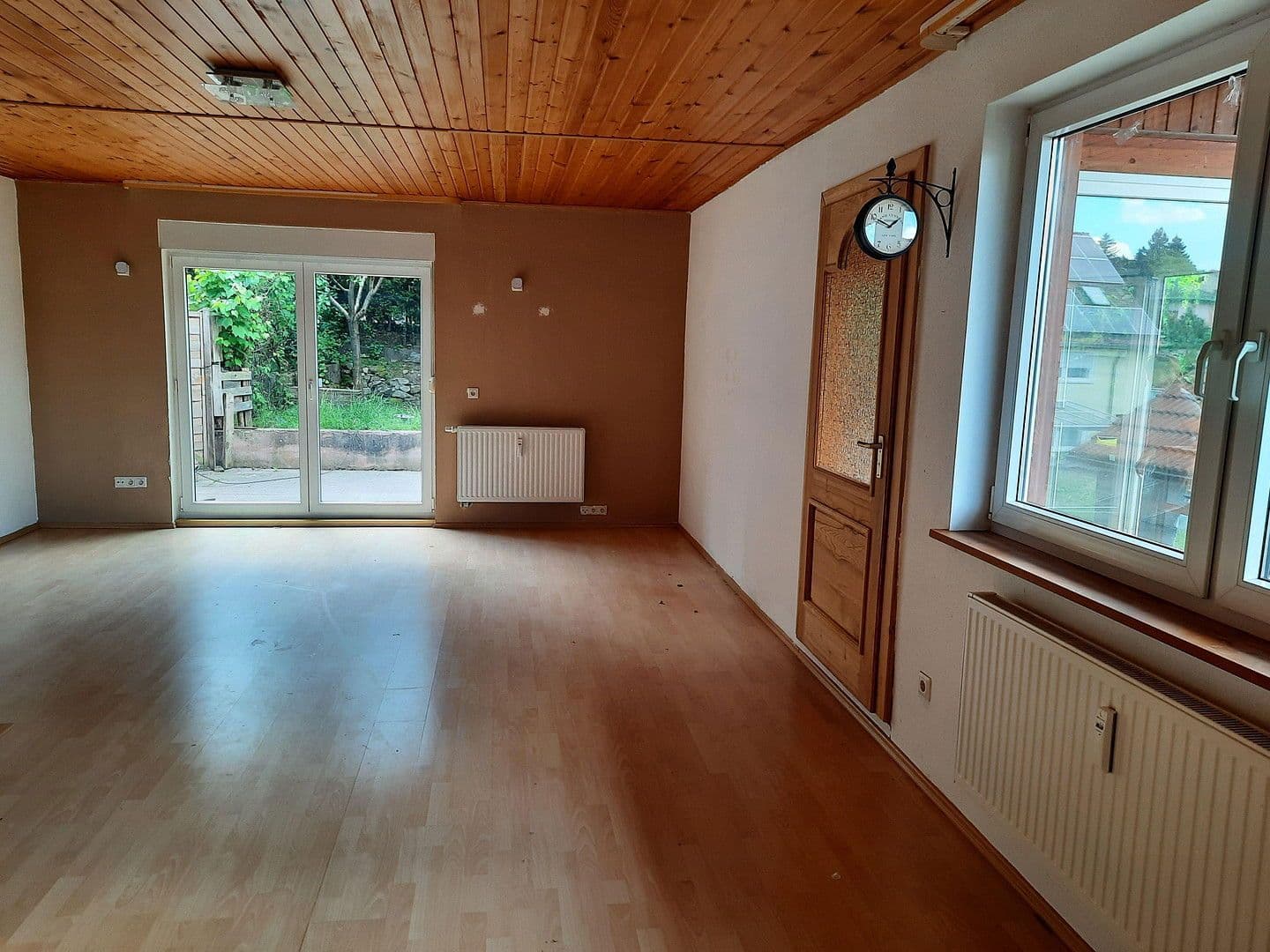 Pronájem domu 124 m², pozemek 320 m², Wilhermsdorf, Bavorsko Pronájem domu 124 m², pozemek 320 m², Wilhermsdorf, Bavorsko