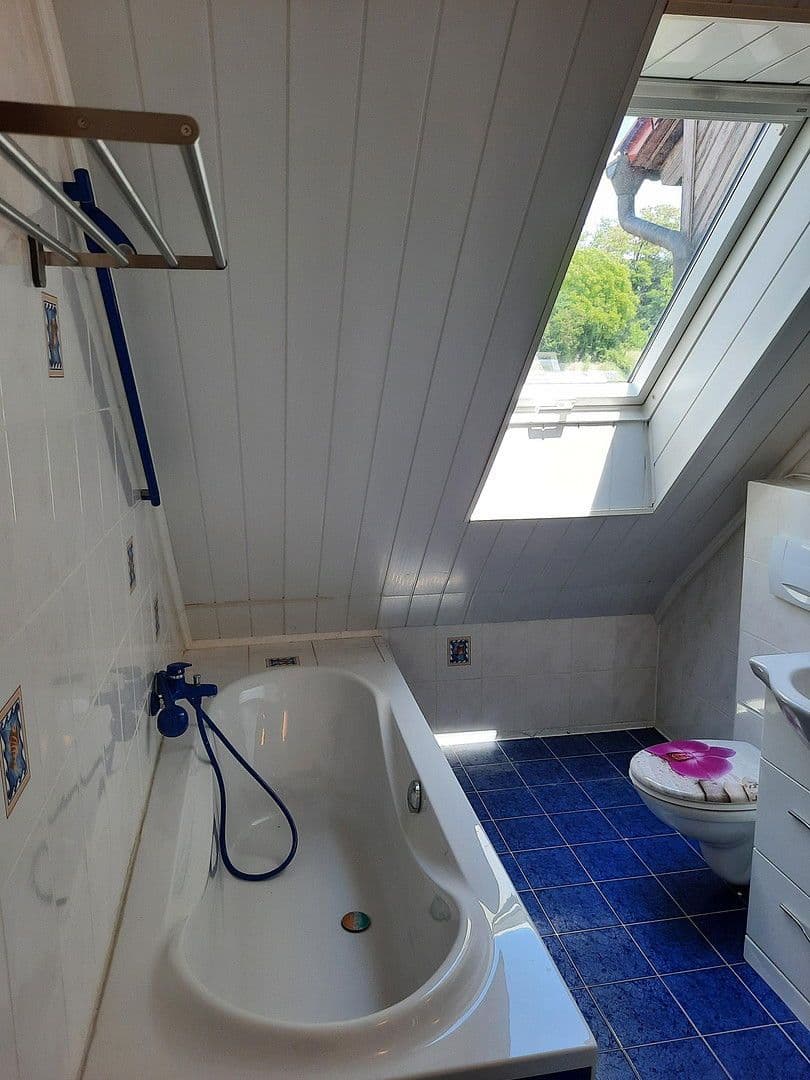 Pronájem domu 124 m², pozemek 320 m², Wilhermsdorf, Bavorsko Pronájem domu 124 m², pozemek 320 m², Wilhermsdorf, Bavorsko