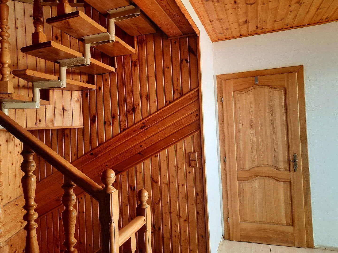 Pronájem domu 124 m², pozemek 320 m², Wilhermsdorf, Bavorsko Pronájem domu 124 m², pozemek 320 m², Wilhermsdorf, Bavorsko