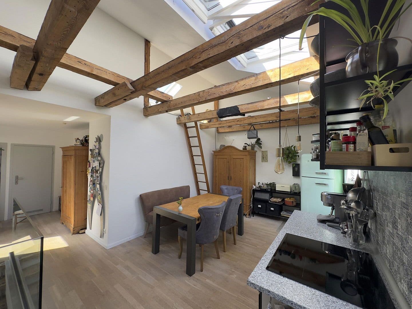 Prodej domu 141 m², pozemek 161 m², Lüneburg, Dolní Sasko Prodej domu 141 m², pozemek 161 m², Lüneburg, Dolní Sasko