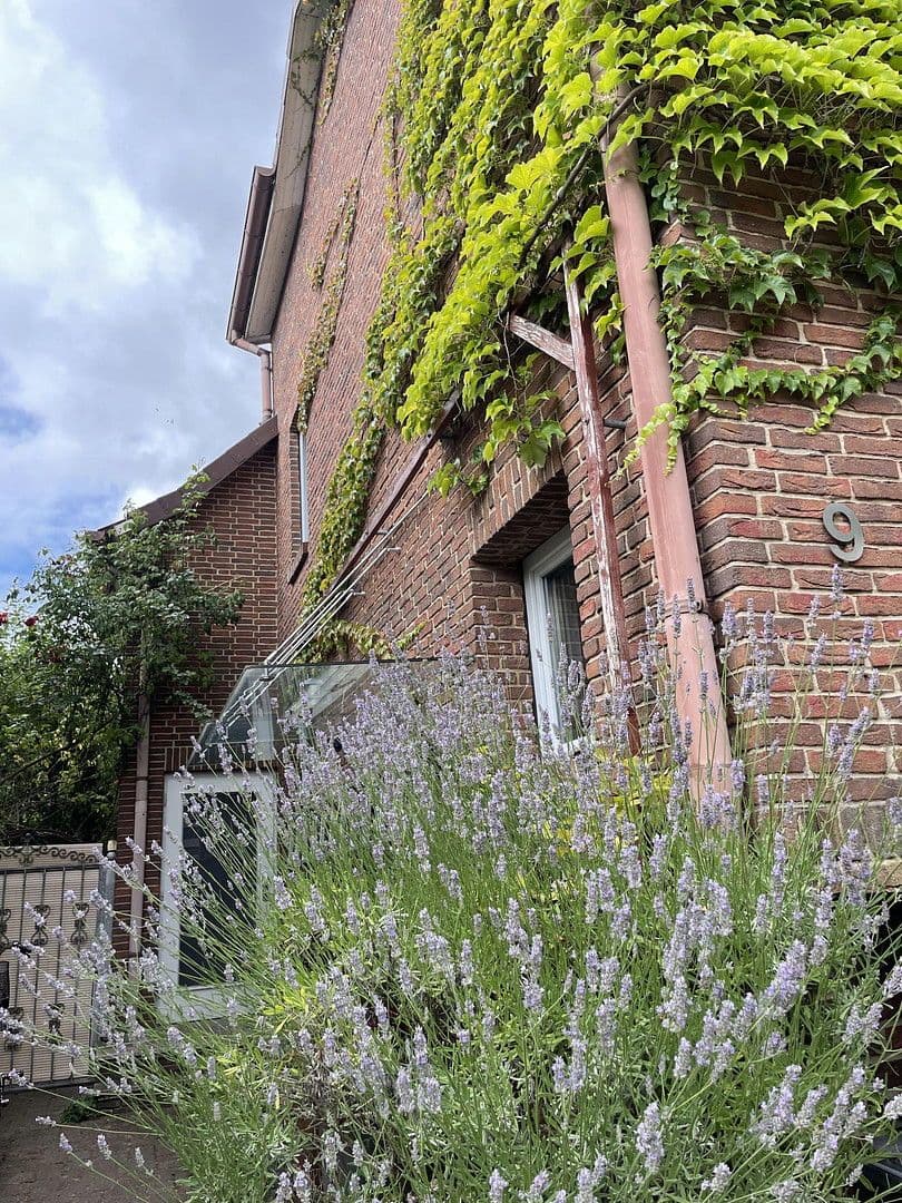 Prodej domu 141 m², pozemek 161 m², Lüneburg, Dolní Sasko Prodej domu 141 m², pozemek 161 m², Lüneburg, Dolní Sasko