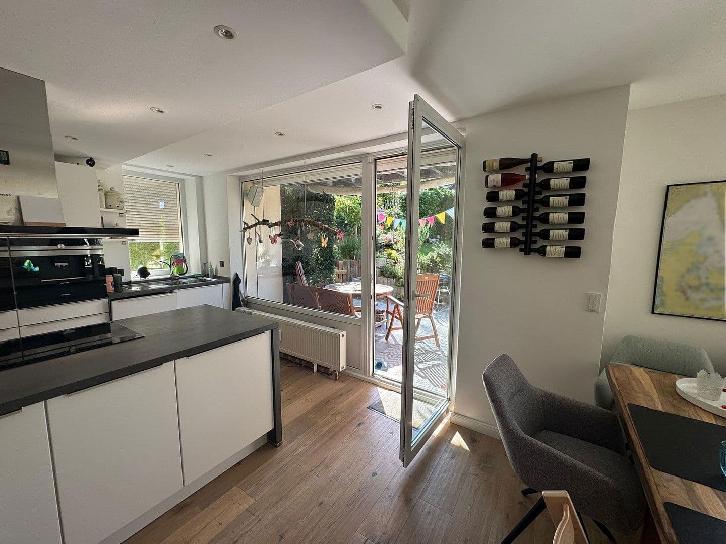 Prodej bytu 4+1 100 m², Hamburg, Hamburg Prodej bytu 4+1 100 m², Hamburg, Hamburg