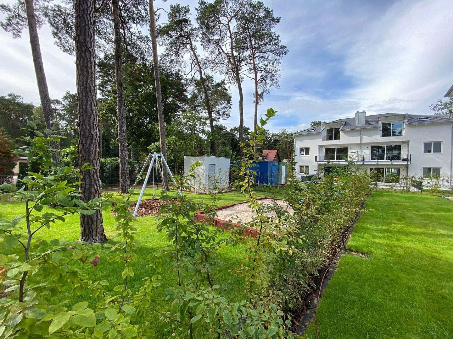 Pronájem bytu 3+1 100 m², Friedrich-Engels-Damm 83, Bad Saarow, Braniborsko Pronájem bytu 3+1 100 m², Friedrich-Engels-Damm 83, Bad Saarow, Braniborsko