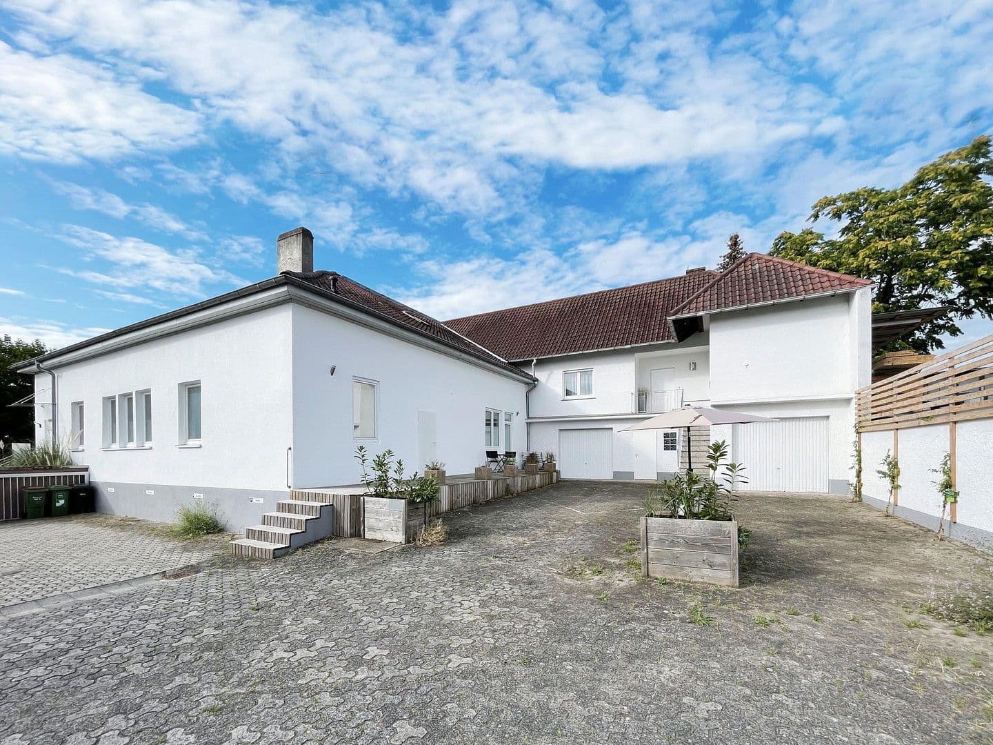 Prodej domu 425 m², pozemek 924 m², Mainz, Porýní-Falc Prodej domu 425 m², pozemek 924 m², Mainz, Porýní-Falc