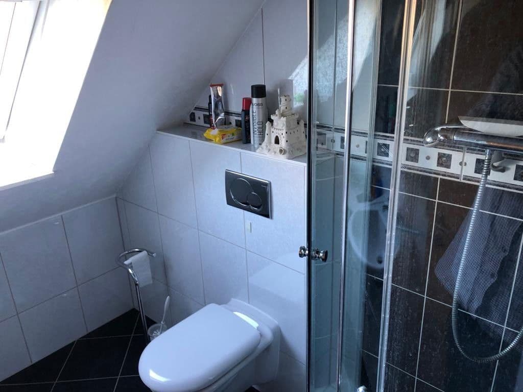 Pronájem domu 220 m², pozemek 700 m², Einbeck, Dolní Sasko Pronájem domu 220 m², pozemek 700 m², Einbeck, Dolní Sasko