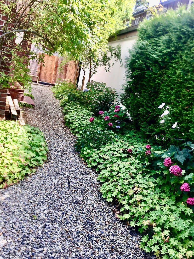 Pronájem bytu 1+1 40 m², Hamburg, Hamburg Pronájem bytu 1+1 40 m², Hamburg, Hamburg