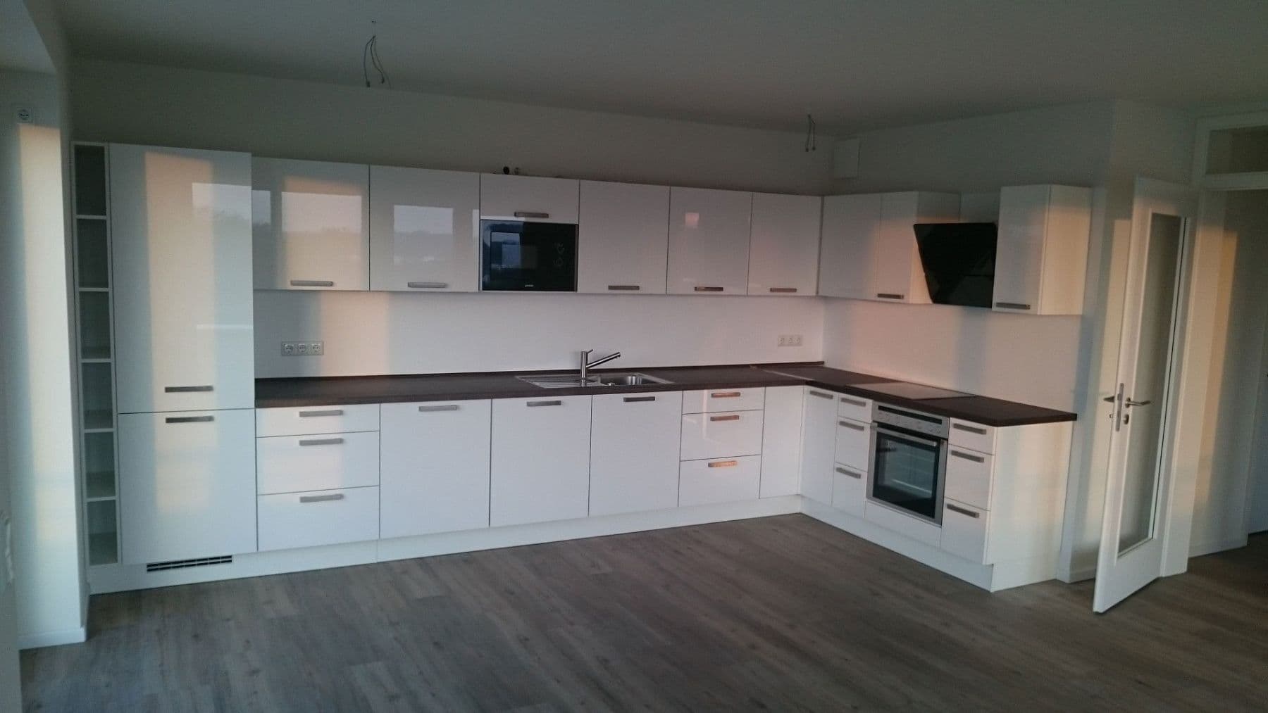 Pronájem bytu 3+1 84 m², Amtsstraße 30, Schwerin, Mecklenburg-Vorpommern Pronájem bytu 3+1 84 m², Amtsstraße 30, Schwerin, Mecklenburg-Vorpommern